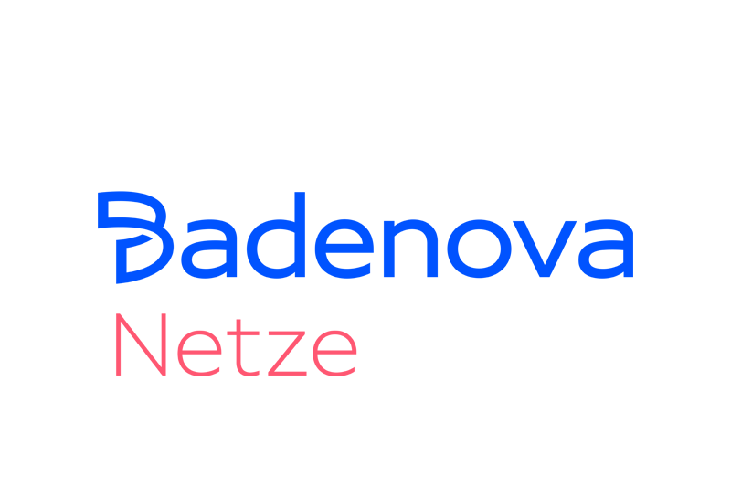 Wortmarke mit blauen und roten Farben, modern und auffällig gestaltet. Badenova Netze.